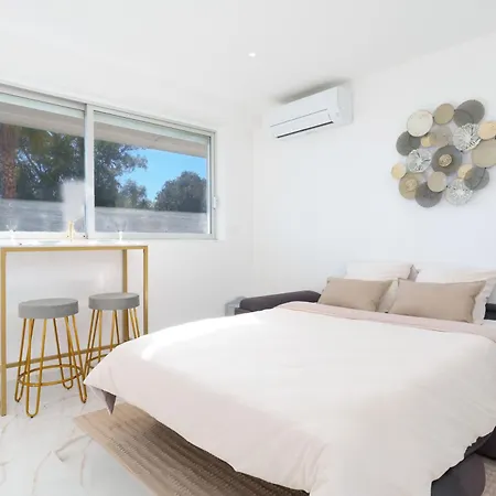 Le Royal Studio - Vue Mer - Piscine - Netflix - Clim