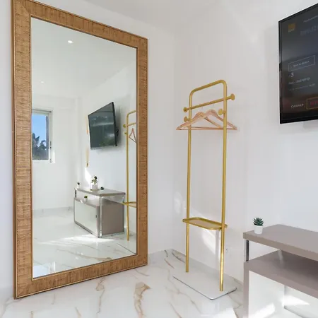 Le Royal Studio - Vue Mer - Piscine - Netflix - Clim * فالوريس