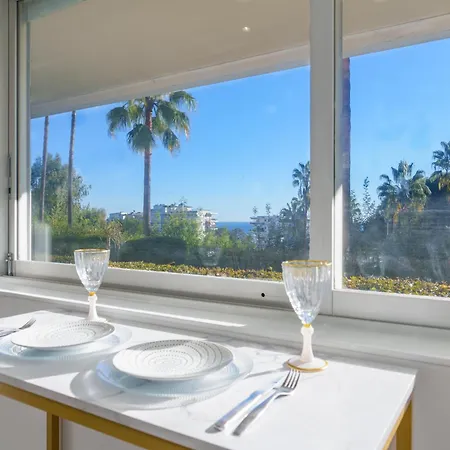 Le Royal Studio - Vue Mer - Piscine - Netflix - Clim فالوريس